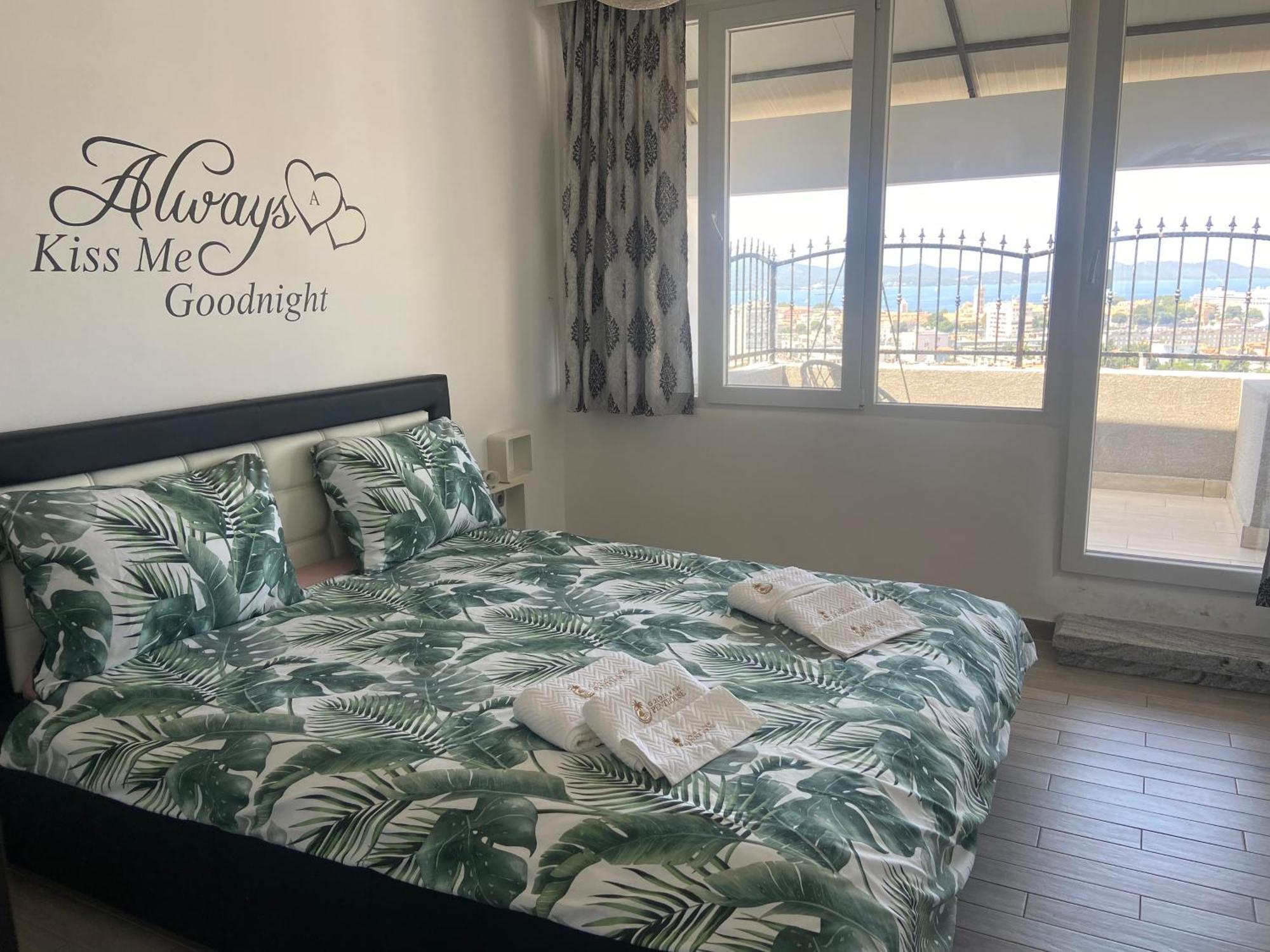 Golden View Penthouse Apartman Zára Kültér fotó